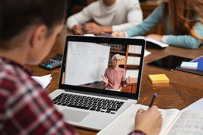 Tiêu chí chọn mua Laptop cho sinh viên ngành xây dựng