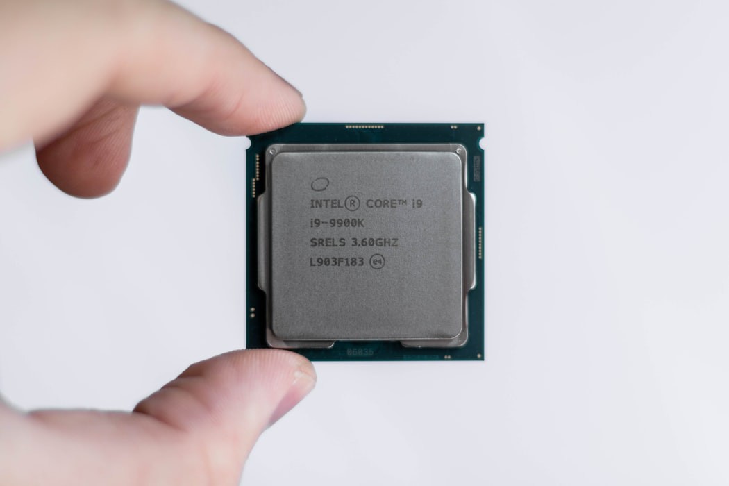 Core I9 9900K vs Ryzen 9 3900x: hiệu năng gaming