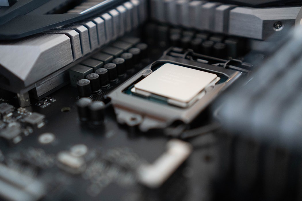 Intel ra mắt Tiger Lake: Lên đến 4,8 GHz, Bộ nhớ LPDDR4, Đồ họa Iris Xe lên đến 1,35 GHz
